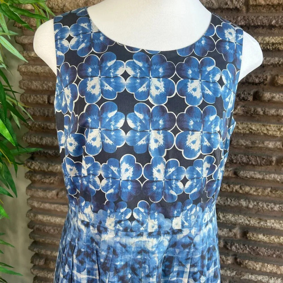 Talbots Blue Floral and Checked Fit and Flare Sleeveless Dress Size 12 Petite - Picture 3 of 6